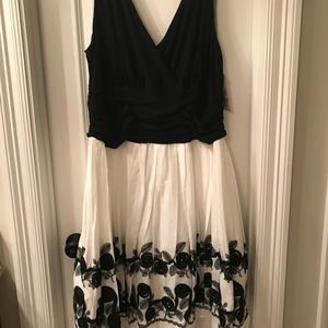 Never worn ; tags on